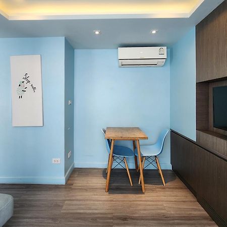 Simply Sleep Hostel Bangkok Esterno foto
