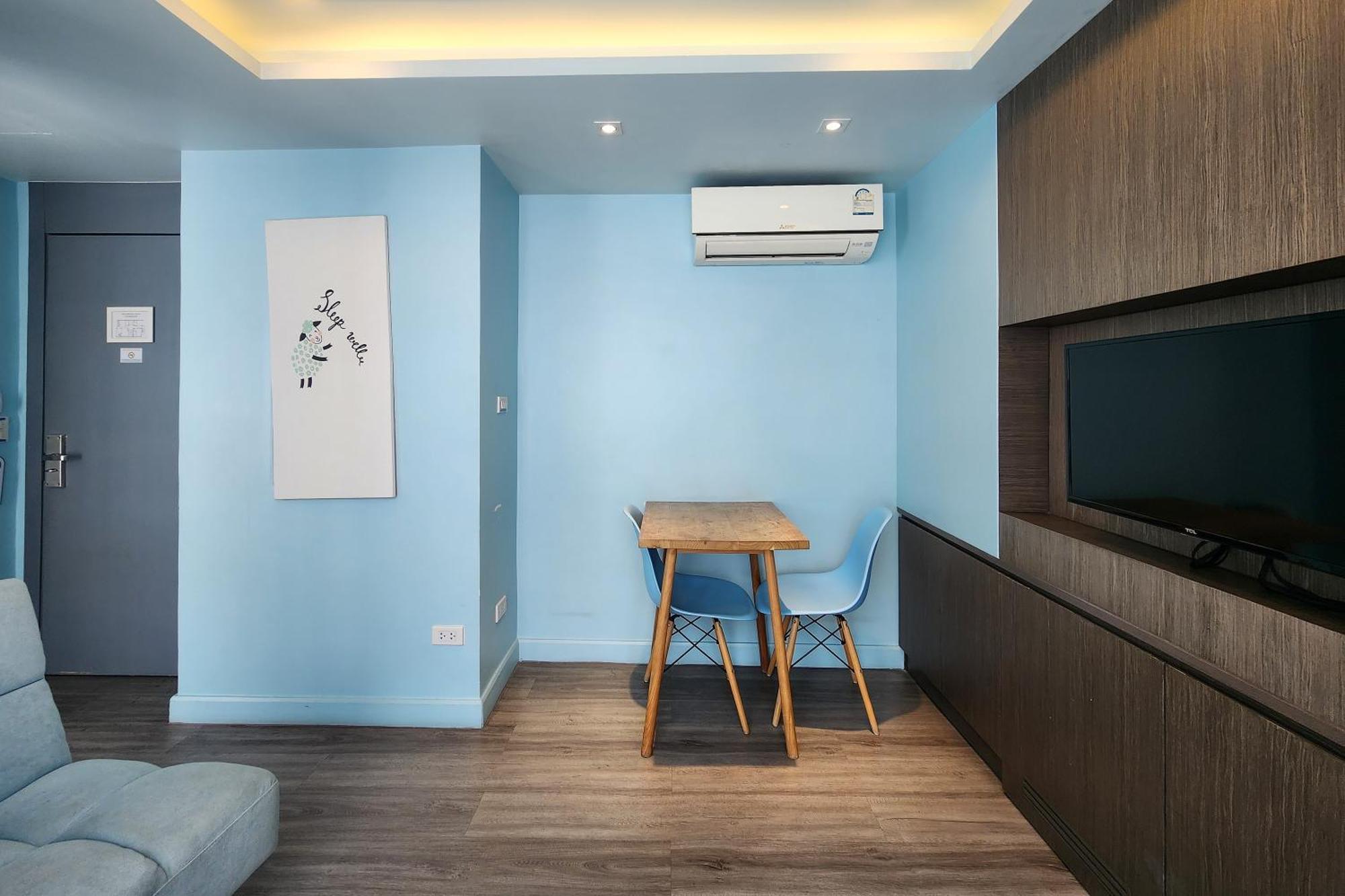 Simply Sleep Hostel Bangkok Esterno foto